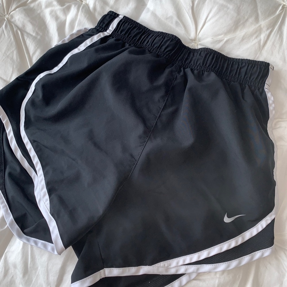 black xs nike shorts